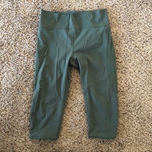 Lululemon capri leggings